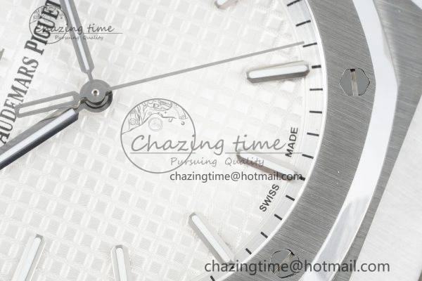 Royal Oak 41mm 15500 SS IPF 1:1 Best Edition White Textured Dial on SS Bracelet SA4302 Super Clone