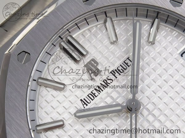 Royal Oak 41mm 15500 SS SF 1:1 Best Edition White Dial on SS Bracelet SA4302 Super Clone
