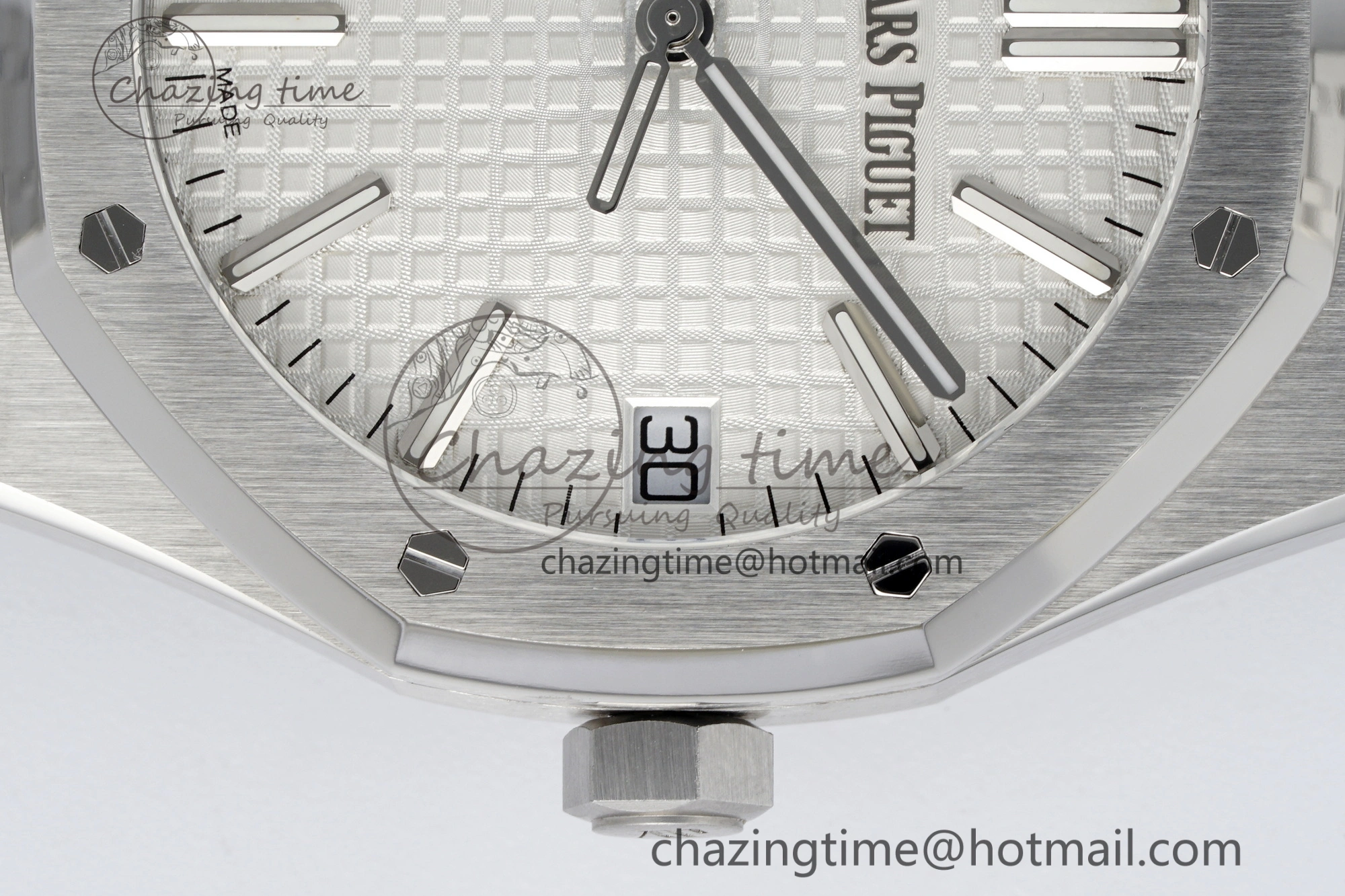 Royal Oak 41mm 15510 “50th Anniversary” SS ZF 1:1 Best Edition White Textured Dial on SS Bracelet A4302