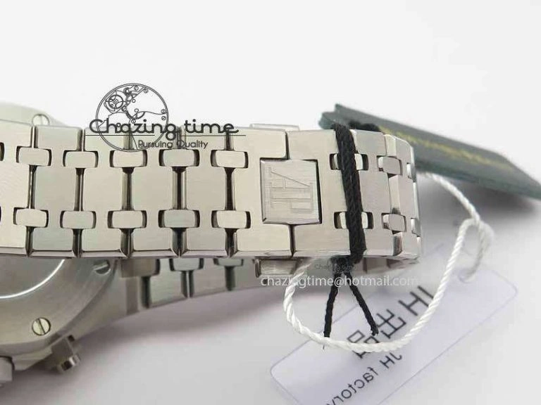 Royal Oak 41mm 26331 Chrono SS Black Textured Dial White Subdial On SS Bracelet A7750