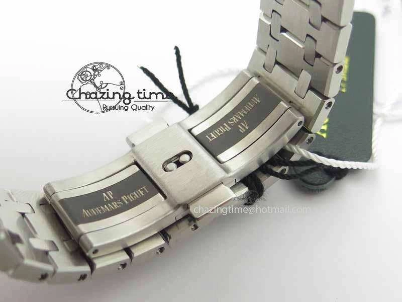 Royal Oak 41mm 26331 Chrono SS Black Textured Dial White Subdial On SS Bracelet A7750
