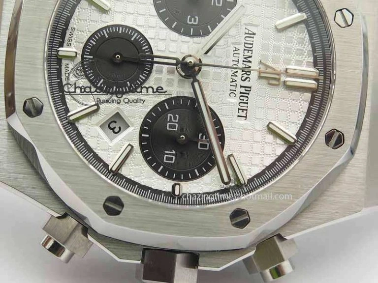 Royal Oak 41mm 26331 Chrono SS White Textured Dial Black Subdial On SS Bracelet A7750