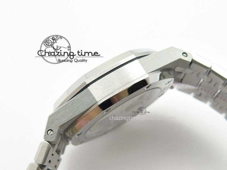 Royal Oak 41mm Tourbillon SS White Dial on SS Bracelet
