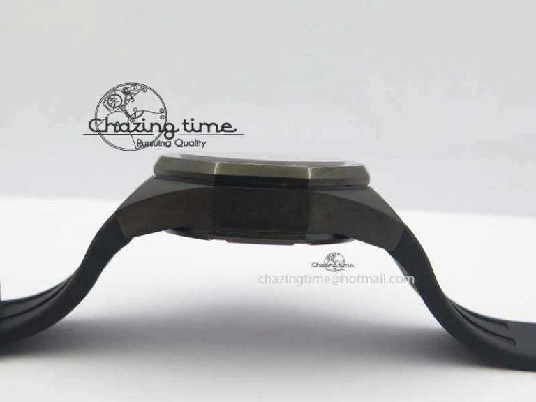 Royal Oak Concept PVD Black Silver Dial On Black Rubber Strap Jap Quartz