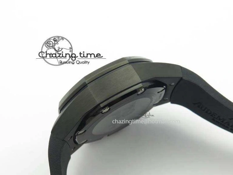 Royal Oak Concept PVD Black Silver Dial On Black Rubber Strap Jap Quartz