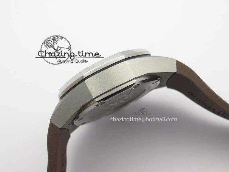 Royal Oak Concept SS Black Silver Dial Brown Inner Bezel On Rubber Strap Jap Quartz