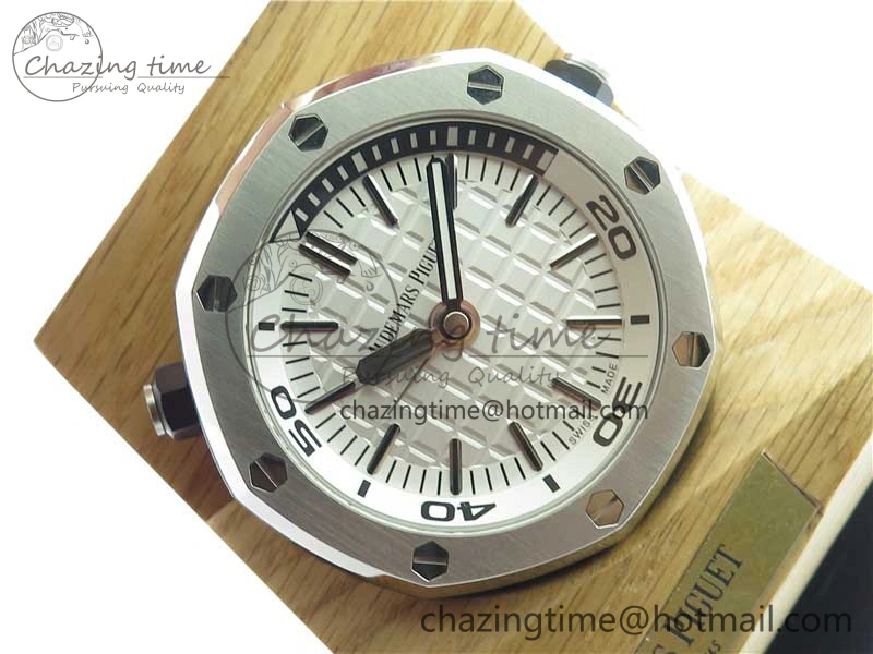 Royal Oak Offshore 15710 TZF 1:1 Best Edition Desk Clock