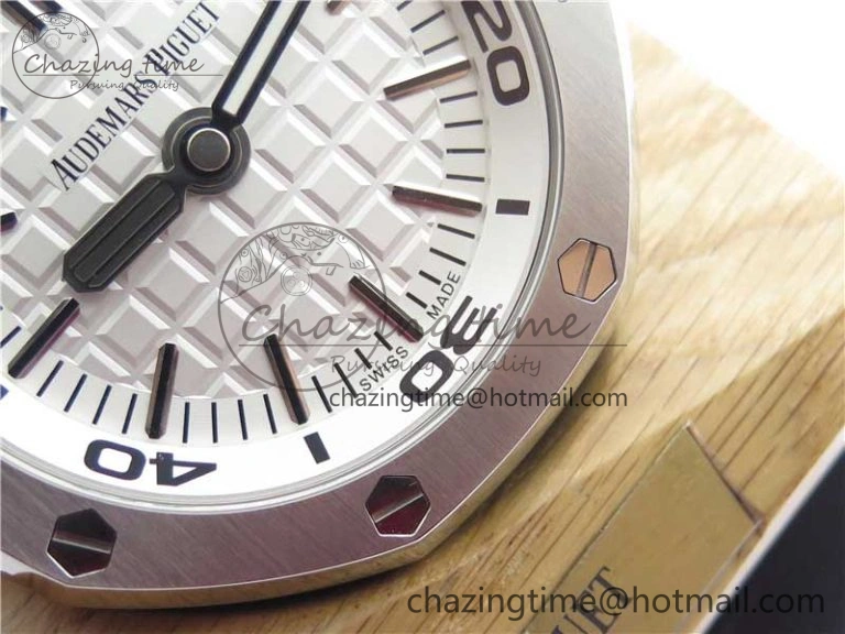 Royal Oak Offshore 15710 TZF 1:1 Best Edition Desk Clock