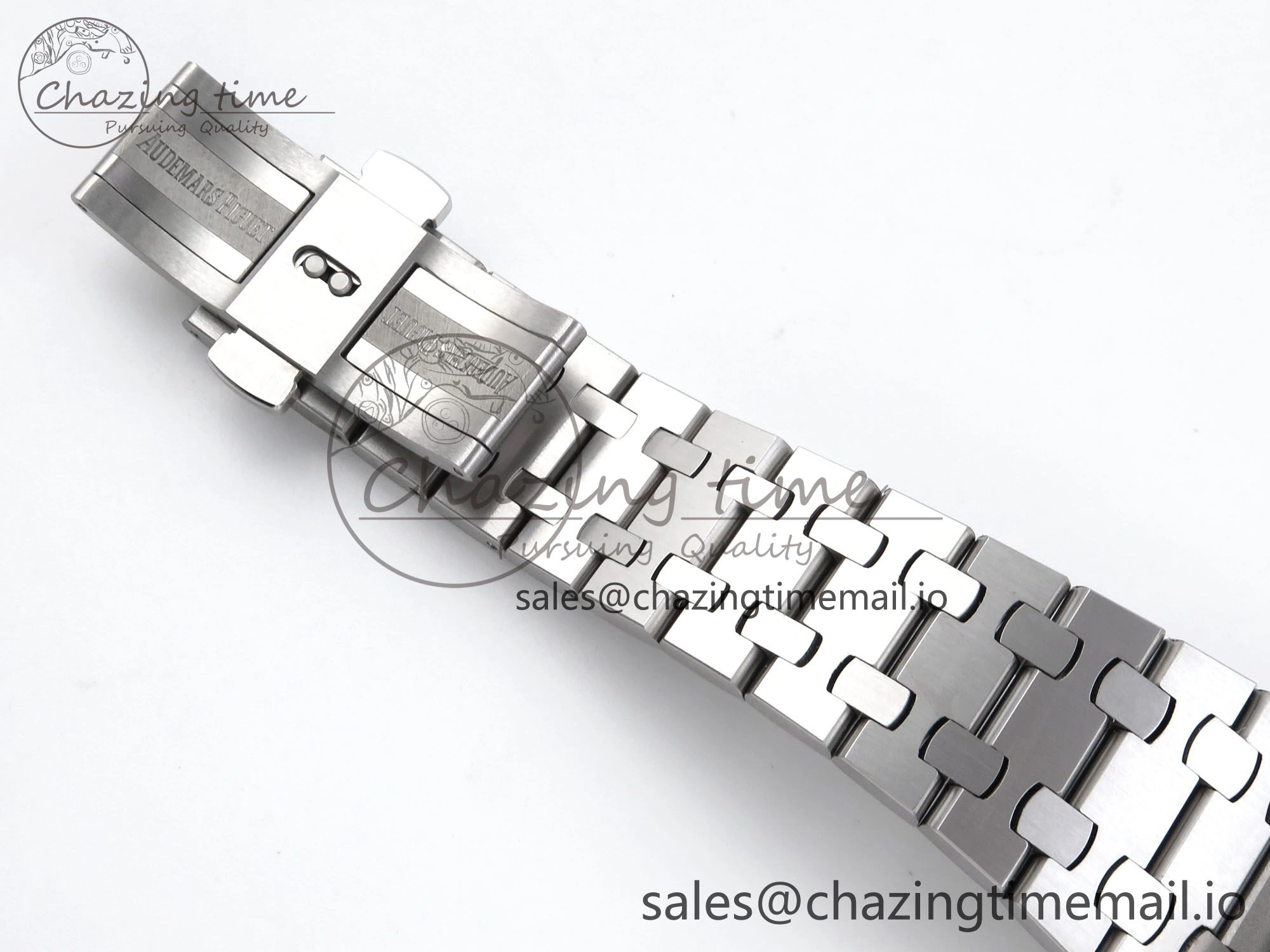 Royal Oak Offshore 42mm Rubberclad SS TKF Best Edition Black White Dial on SS Bracelet A7750