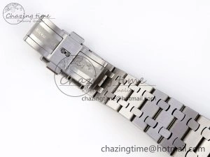 Royal Oak Offshore 42mm SS APF 1:1 Best Edition Blue Dial on SS Bracelet Strap A4404