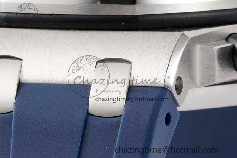 Royal Oak Offshore 42mm SS APF 1:1 Best Edition Blue Silver Dial on Blue Rubber Strap A3126