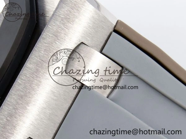 Royal Oak Offshore 42mm SS APF 1:1 Best Edition Brown Dial Ceramic Bezel on Gray Rubber Strap A3126