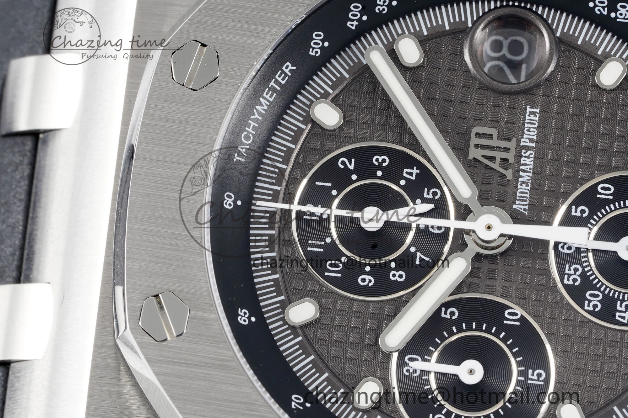 Royal Oak Offshore 42mm SS APF 1:1 Best Edition Gray Dial on Black Rubber Strap A4404