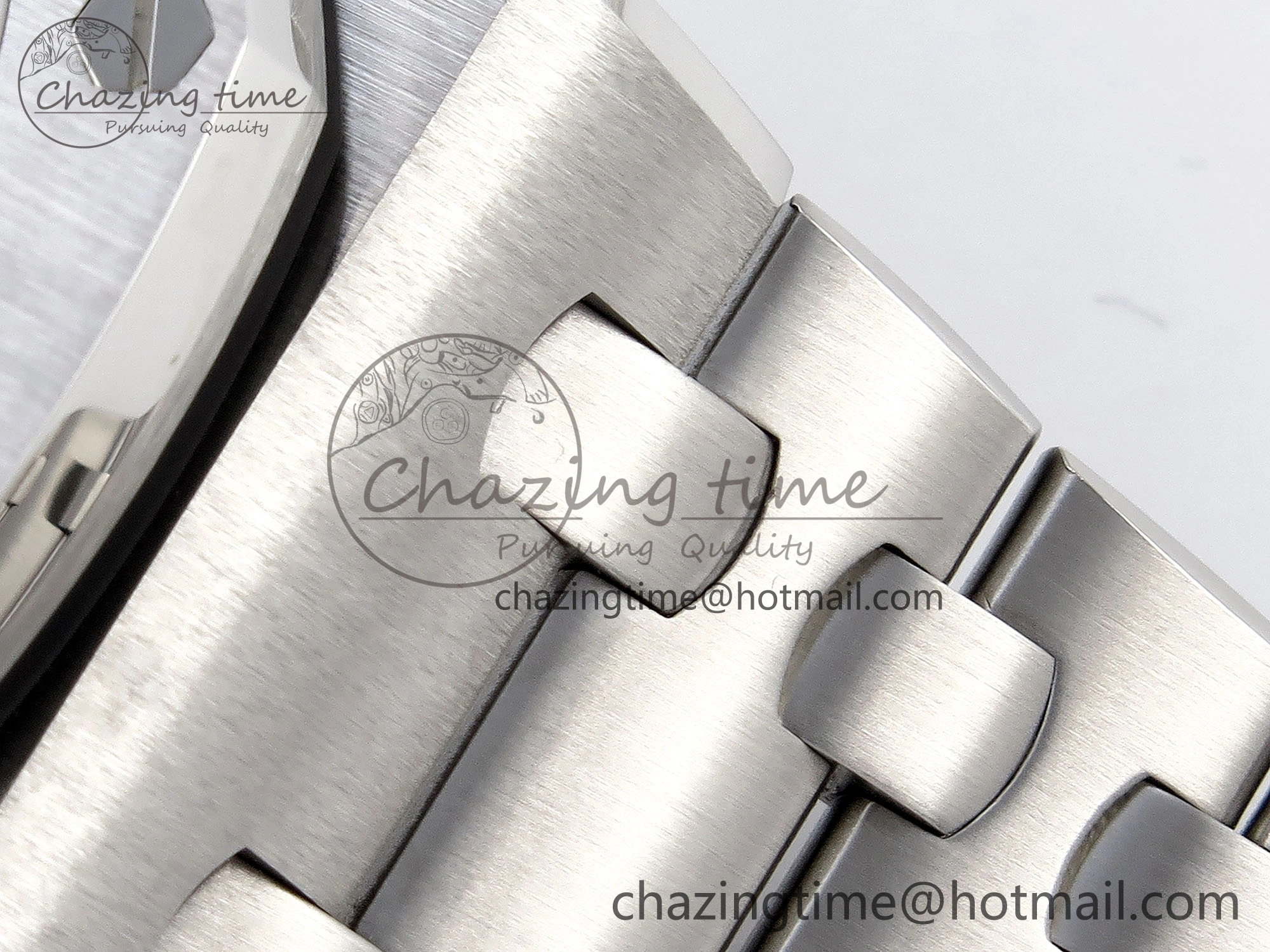 Royal Oak Offshore 42mm SS APF 1:1 Best Edition Gray Dial on SS Bracelet Strap A4404