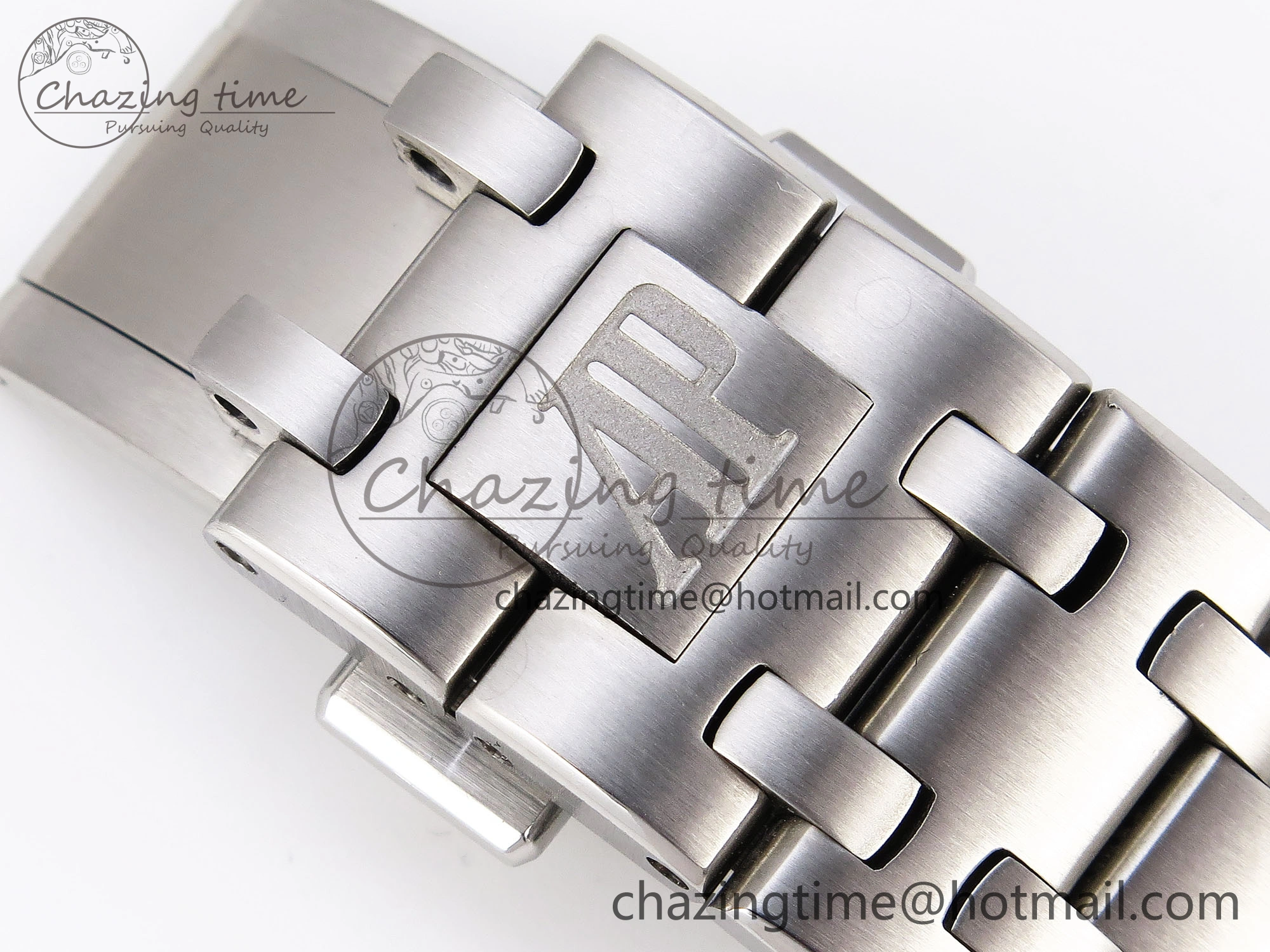 Royal Oak Offshore 42mm SS APF 1:1 Best Edition Gray Dial on SS Bracelet Strap A4404