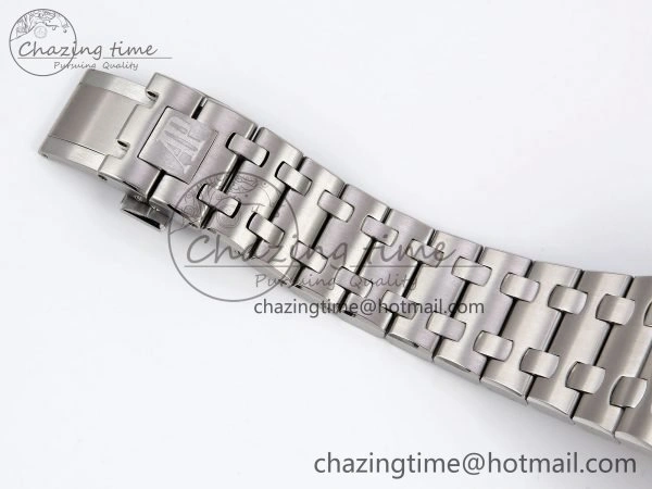 Royal Oak Offshore 42mm SS APF 1:1 Best Edition Grey Dial on SS Bracelet A3126