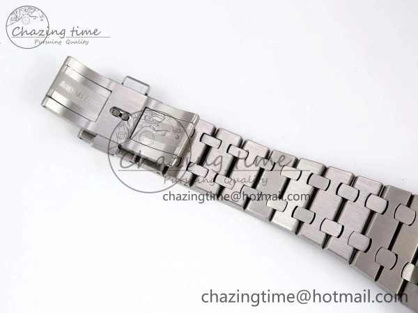 Royal Oak Offshore 42mm SS APF 1:1 Best Edition Grey Dial on SS Bracelet A3126