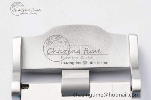 Royal Oak Offshore 42mm SS APF 1:1 Best Edition Light Blue Dial on Light Blue Rubber Strap A4404
