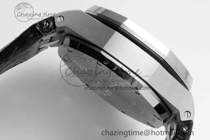 Royal Oak Offshore 42mm SS APF 1:1 Best Edition White Black Dial on Black Leather Strap A7750