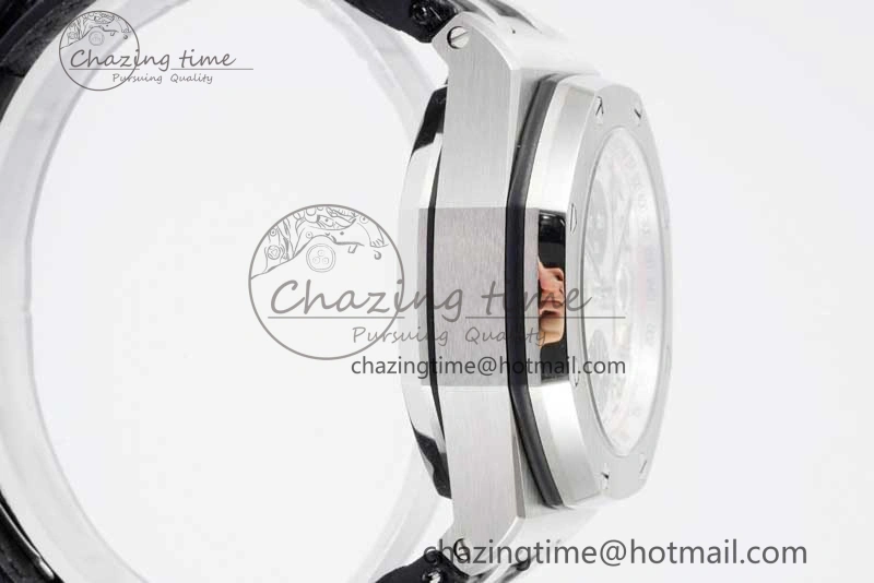 Royal Oak Offshore 42mm SS APF 1:1 Best Edition White Black Dial on Black Leather Strap A7750