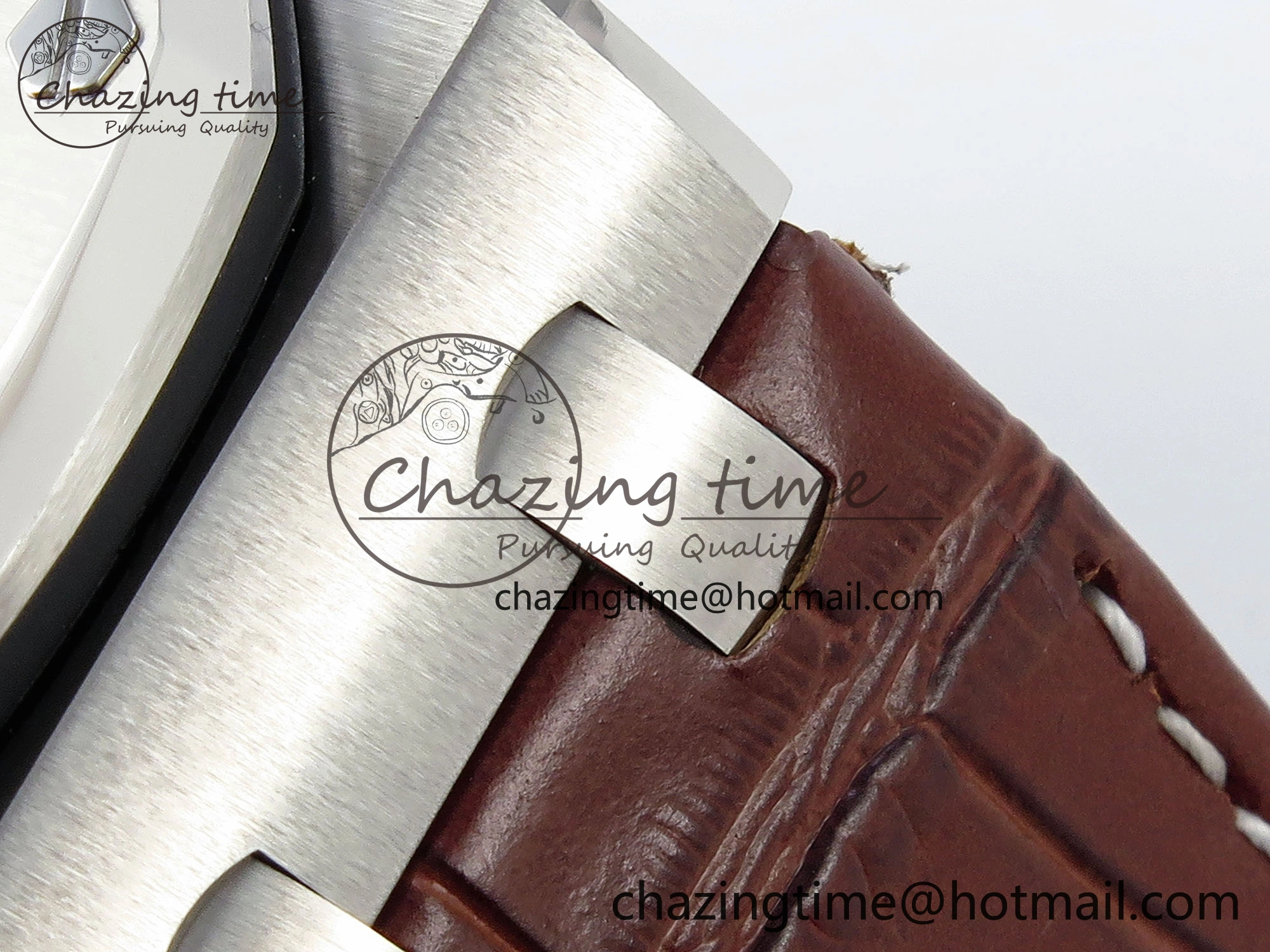Royal Oak Offshore 42mm Safari SS APF 1:1 Best Edition White Dial on Brown Leather Strap A7750