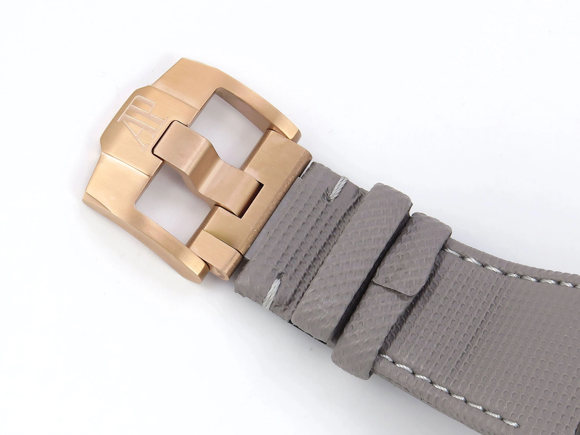 Royal Oak Offshore 43mm 26420oi RG Titanium APPF Best Edition Gray Dial on Gray Nylon Strap A4401
