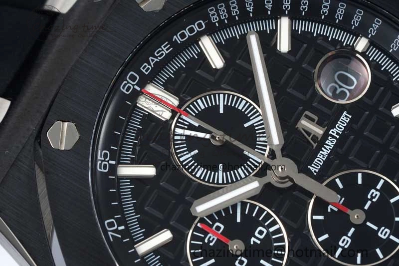 Royal Oak Offshore 44mm Black Ceramic Case APF 1:1 Best Edition Black Dial on Black Rubber Strap A3126