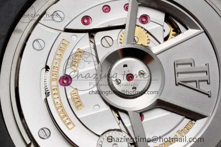Royal Oak Offshore 44mm Forged Carbon RG Bezel APF 1:1 Best Edition Black Dial on Rubber Strap A3126 V2