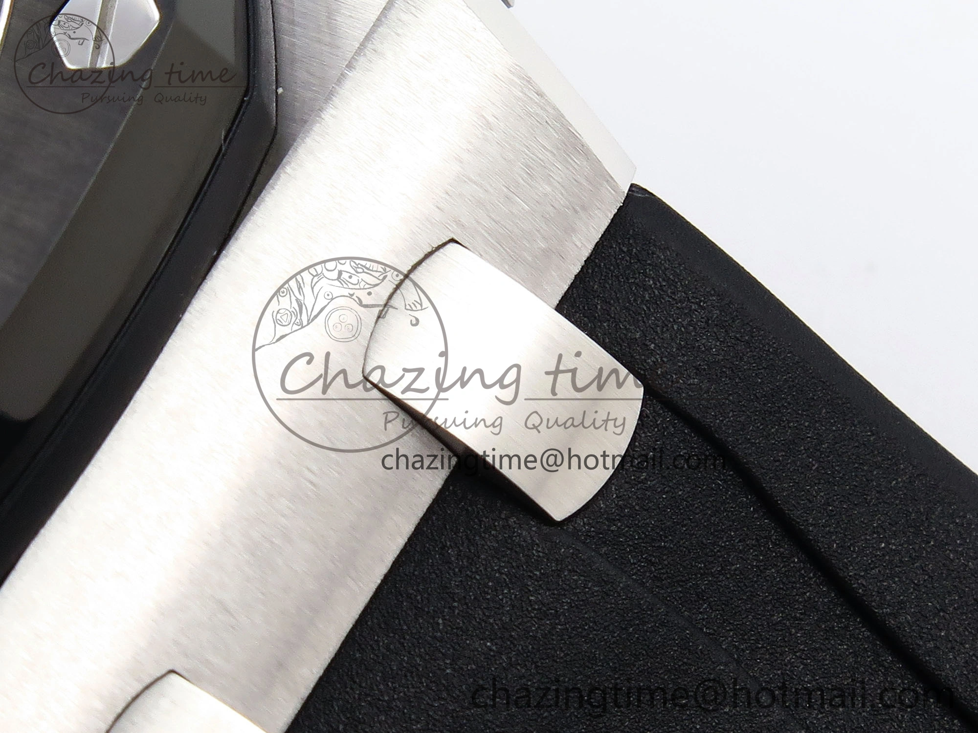 Royal Oak Offshore 44mm SS Black Ceramic Bezel APF 1:1 Best Edition Black Silver Dial on Black Rubber Strap A4401