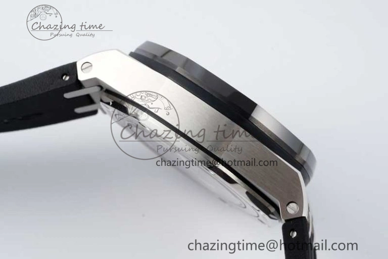 Royal Oak Offshore 44mm SS Ceramic Bezel APF 1:1 Best Edition White Dial on Rubber Strap A3126