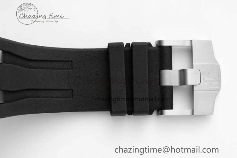 Royal Oak Offshore 44mm SS Ceramic Bezel APF 1:1 Best Edition White Dial on Rubber Strap A3126