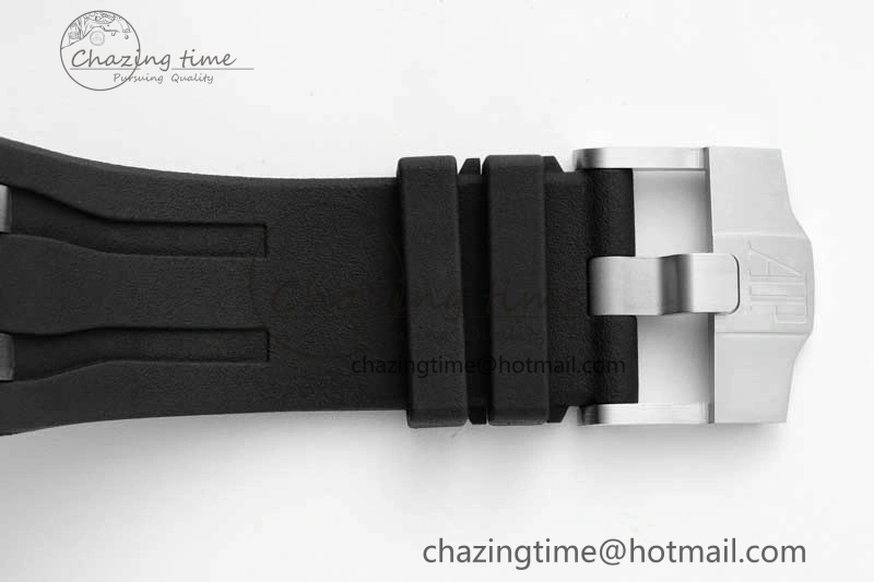 Royal Oak Offshore 44mm SS Ceramic Bezel APF 1:1 Best Edition White Dial on Rubber Strap A3126