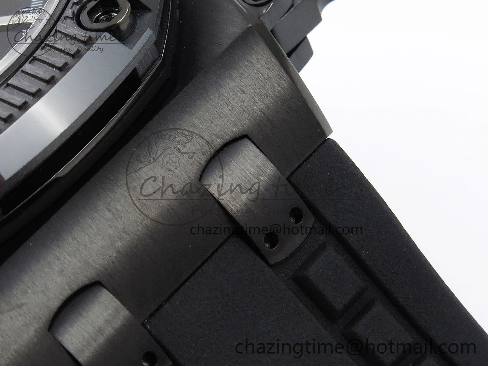 Royal Oak Offshore AP0861A Survivor Ltd Ed DLC CER RU Black IPF A7750