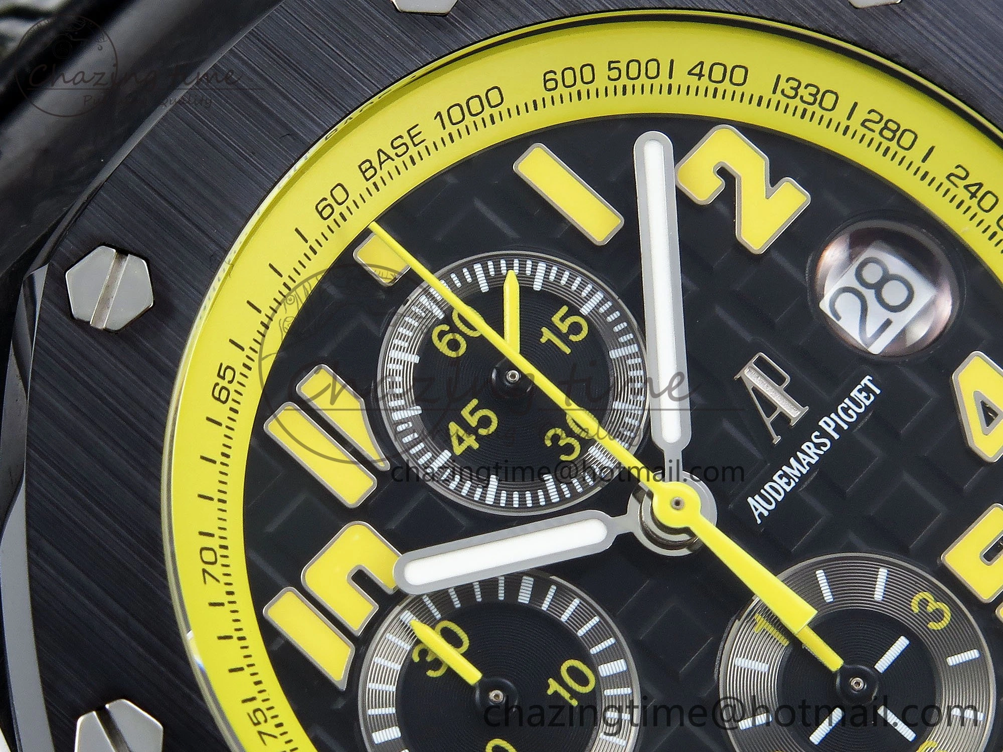 Royal Oak Offshore ‘Bumble Bee’ APF Best Edition on Black Rubber Strap A3126