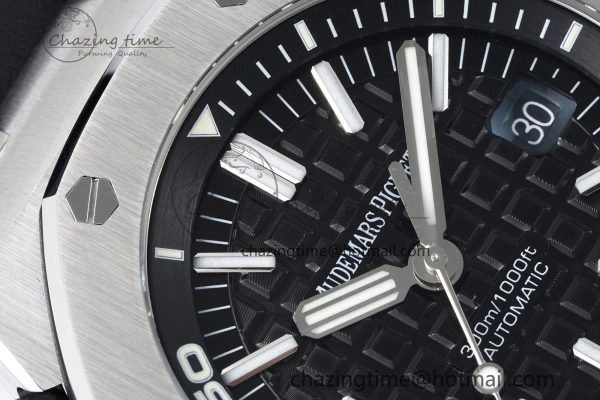 Royal Oak Offshore Diver 15703 APSF 1:1 Best Edition Black Dial on Black Rubber Strap A3120 Super Clone