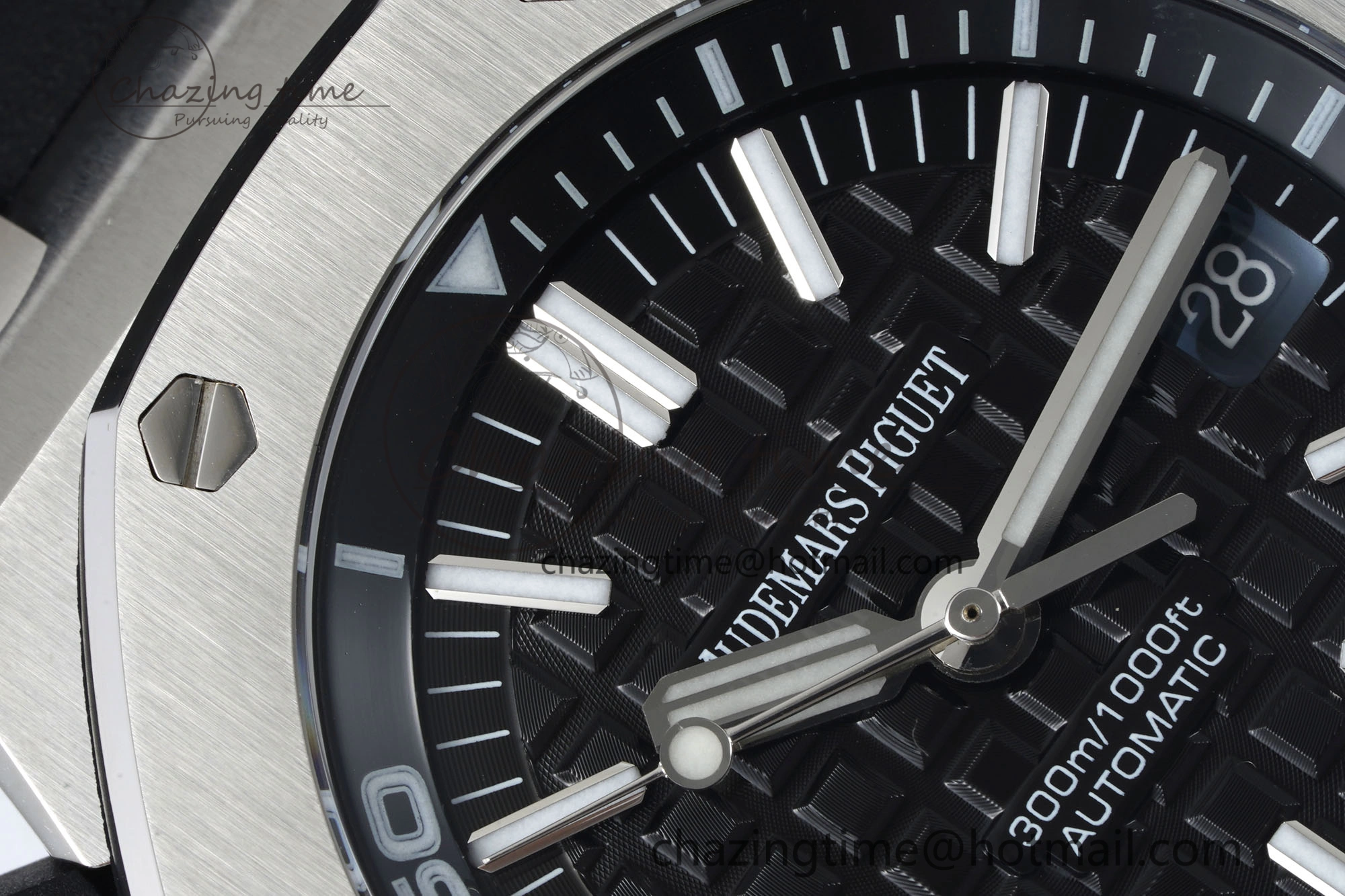 Royal Oak Offshore Diver 15703 RSF 1:1 Best Edition on Rubber Strap A2824