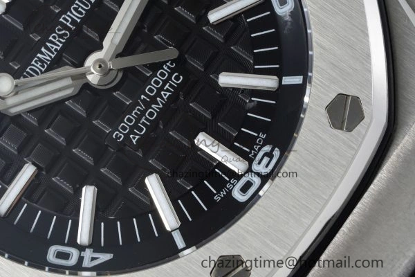 Royal Oak Offshore Diver 15703 RSF 1:1 Best Edition on Rubber Strap A2824