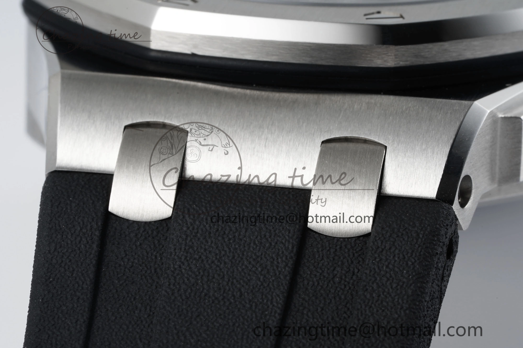 Royal Oak Offshore Diver 15703 RSF 1:1 Best Edition on Rubber Strap A2824