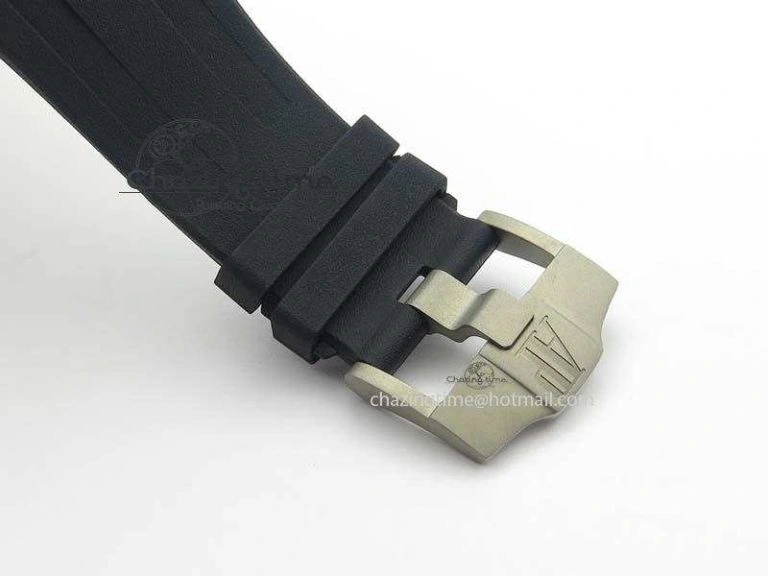 Royal Oak Offshore Diver 15707 Real Ceramic BP-Maker On Rubber Strap A3120