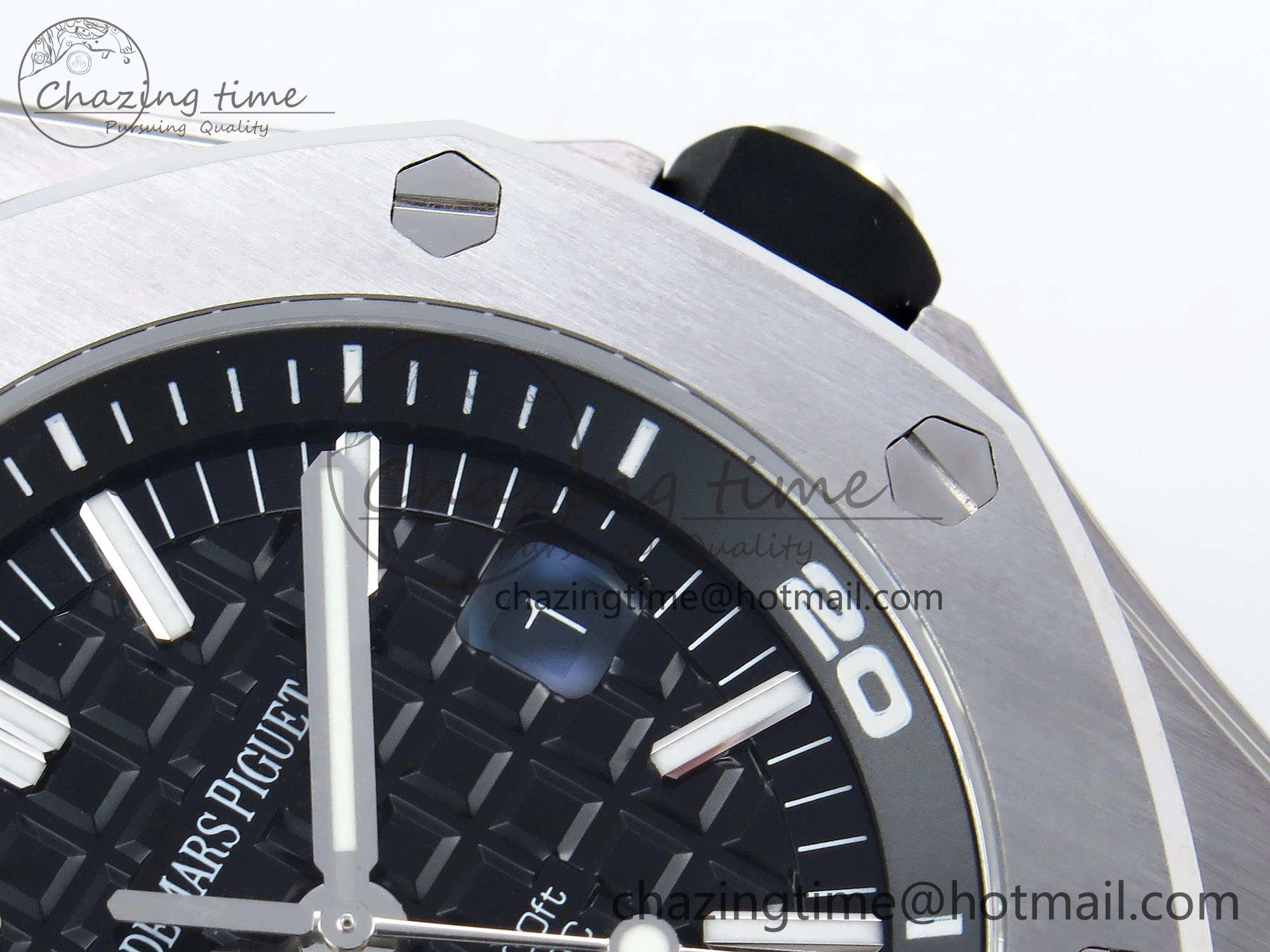 Royal Oak Offshore Diver 15710 APSF 1:1 Best Edition Black Dial on Black Rubber Strap A3120