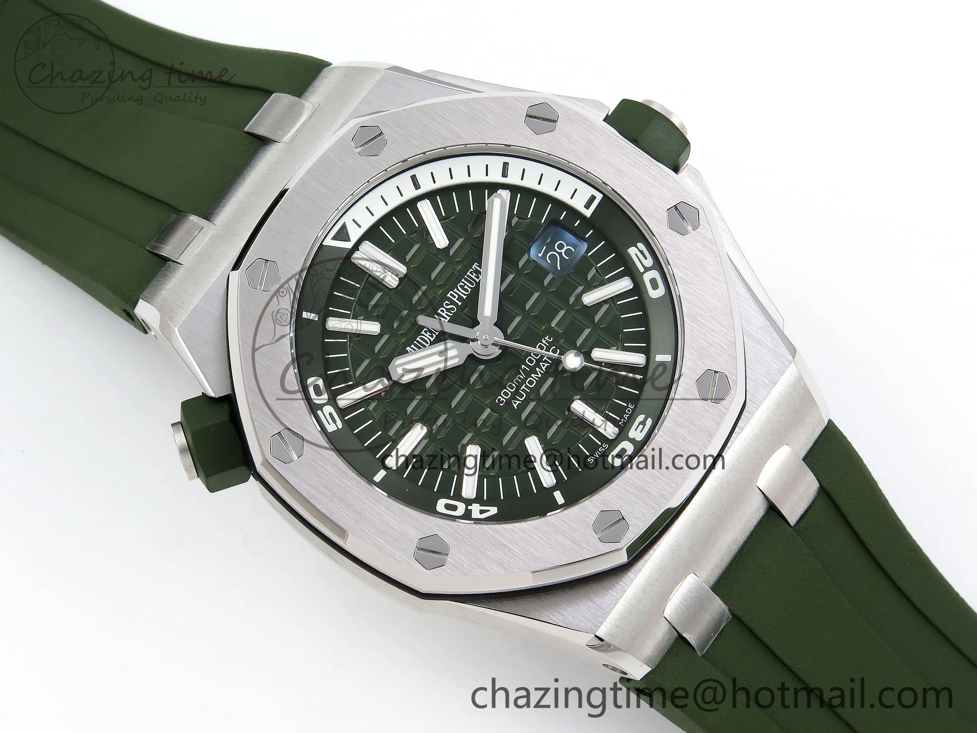 Royal Oak Offshore Diver 15710 IPF 1:1 Best Edition Green Dial on Green Rubber Strap SA3120 Super Clone