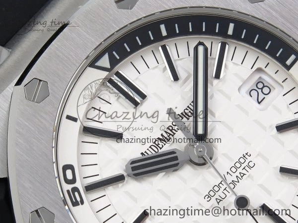 Royal Oak Offshore Diver 15710 IPF 1:1 Best Edition White Dial on Black Rubber Strap SA3120 Super Clone