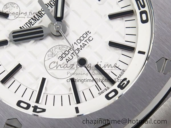 Royal Oak Offshore Diver 15710 IPF 1:1 Best Edition White Dial on Black Rubber Strap SA3120 Super Clone