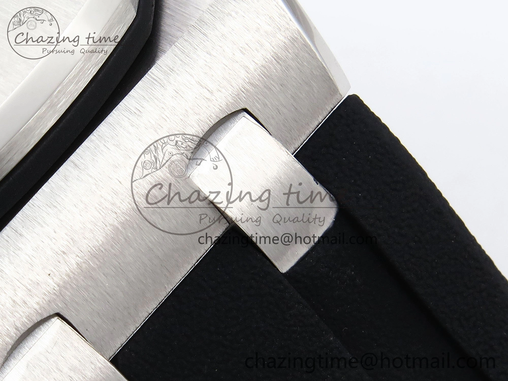 Royal Oak Offshore Diver 15710 IPF 1:1 Best Edition White Dial on Black Rubber Strap SA3120 Super Clone