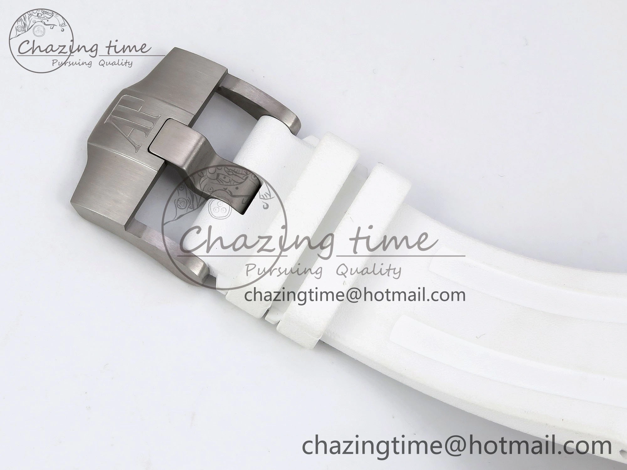 Royal Oak Offshore Diver 15710 IPF 1:1 Best Edition White Dial on White Rubber Strap SA3120 Super Clone