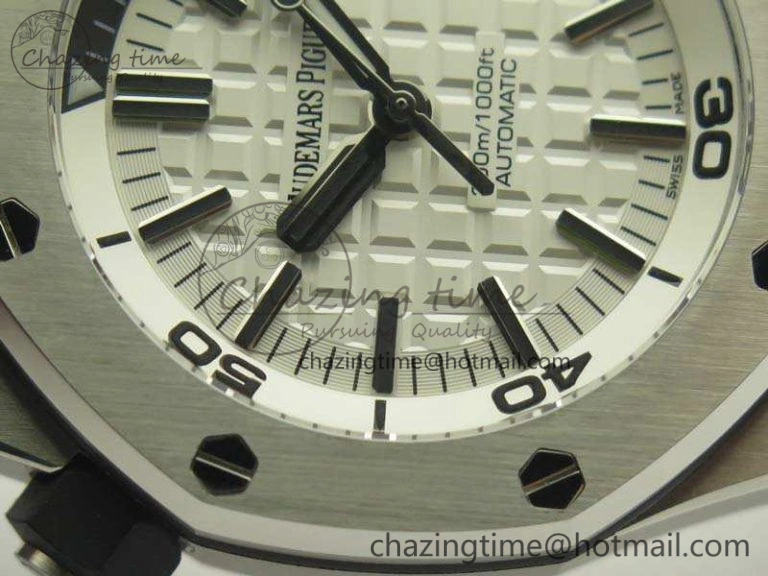 Royal Oak Offshore Diver 15710 JF 1:1 Best Edition White Dial On Rubber Strap A3120 V9