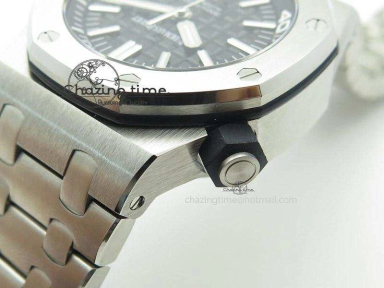 Royal Oak Offshore Diver 15710 Noob Best Edition On SS Bracelet A2824