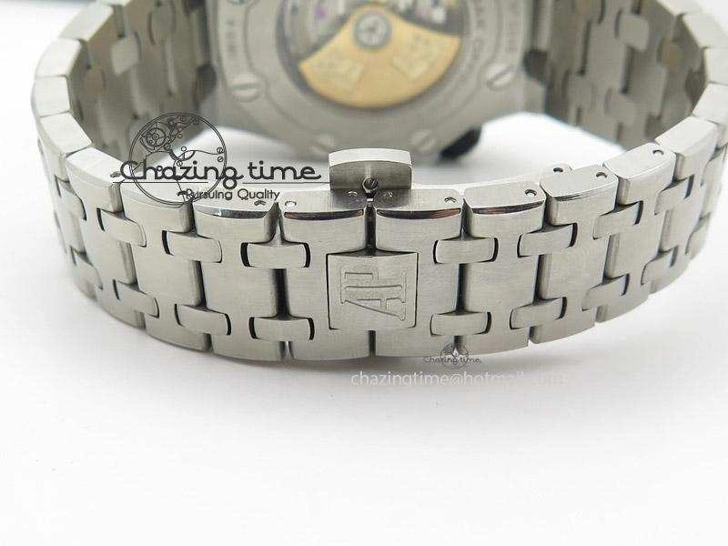 Royal Oak Offshore Diver 15710 Noob Best Edition On SS Bracelet A2824