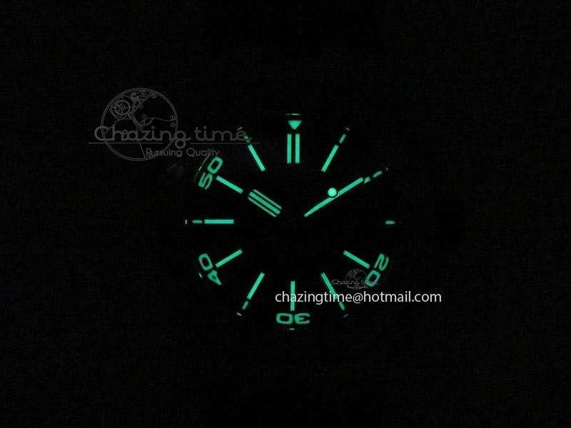 Royal Oak Offshore Diver 15710 Noob Best Edition on Rubber Strap A2824