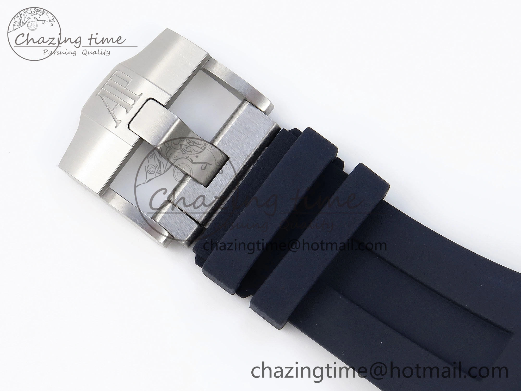 Royal Oak Offshore Diver 15720 APSF 1:1 Best Edition Blue Dial on Blue Rubber Strap SA4308